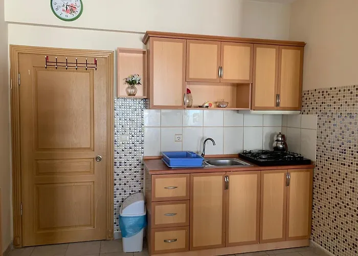 Cizmeci Apart Hotel Çeşme